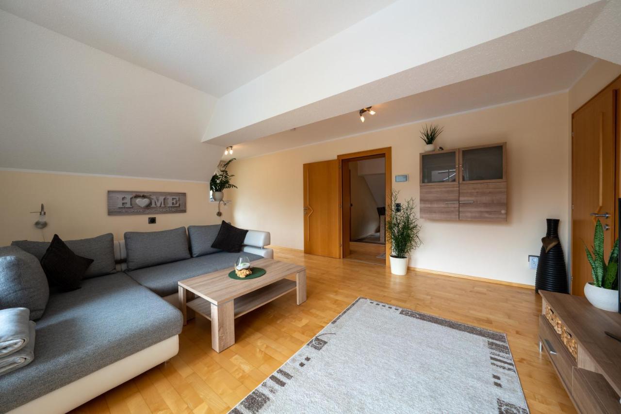 Apartment Tinney *